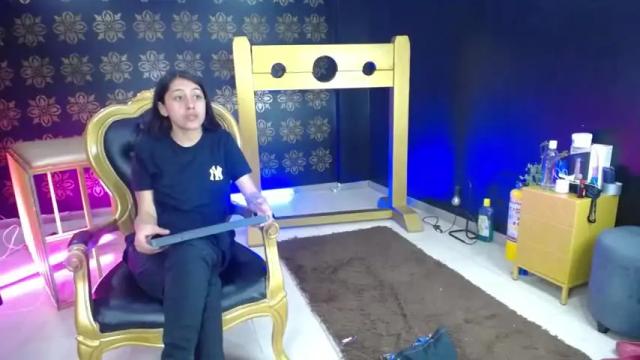 Image 3 of samantha_clea Stream on Chaturbate on 14 months ago