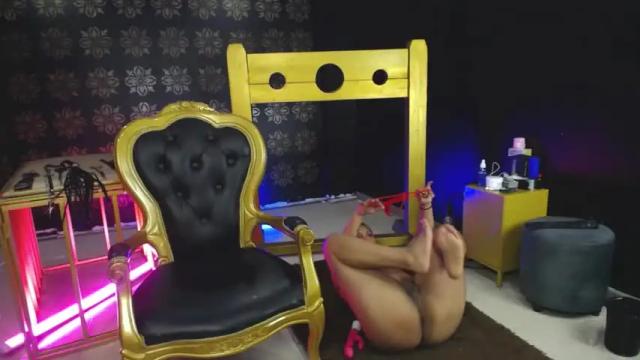 Image 2 of samantha_clea Stream on Chaturbate on 14 months ago