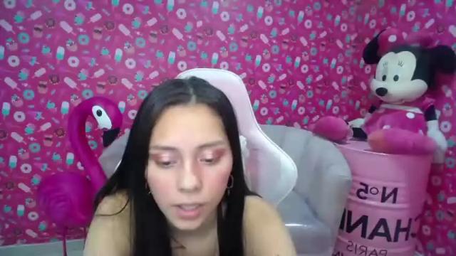 Image 11 of samantha_collins_a Stream on Chaturbate on 16 months ago