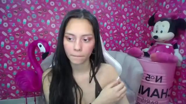 Image 12 of samantha_collins_a Stream on Chaturbate on 16 months ago