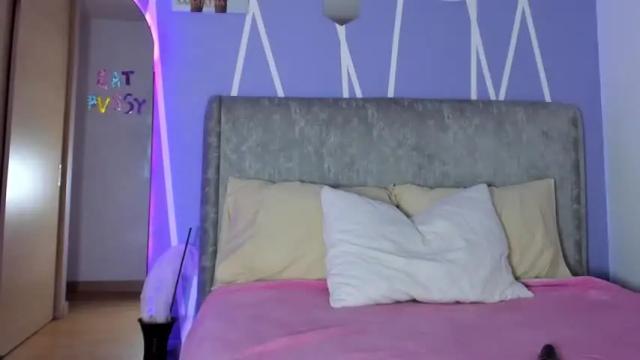 Thumbnail 1, samantha_ferrec's Stream at Chaturbate, 14 months ago
