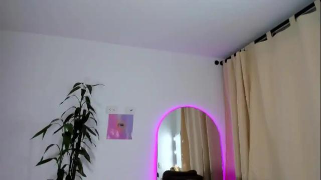Thumbnail 1, samantha_ferrec's Stream at Chaturbate, 1 month ago