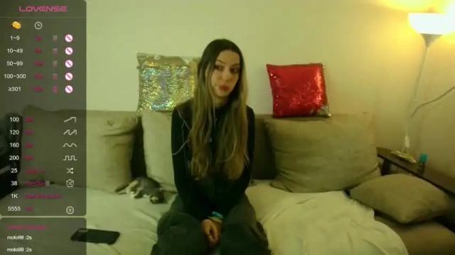 Thumbnail 3, samantha_foxie's Stream at Chaturbate, 18 months ago