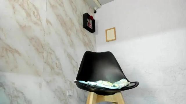 Image 12 of samantha_milfs Stream on Chaturbate on 9 days ago