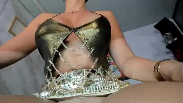 Image 2 of samantha_milfs Stream on Chaturbate on 1 month ago