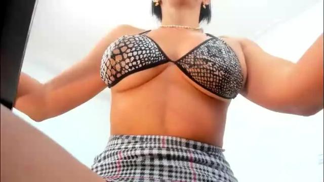 Thumbnail 2, samantha_milfs's Stream at Chaturbate, 2 months ago