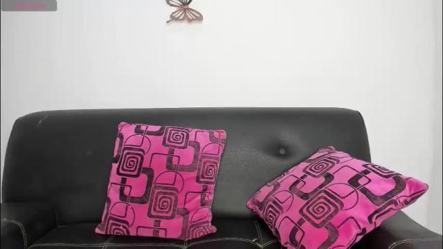 Image 4 of samantha_pucket Stream on Chaturbate on 1 month ago