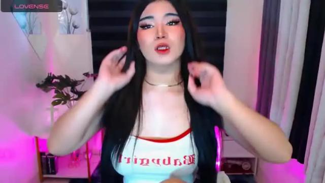 Image 7 of samantha_riches Stream on Chaturbate on 16 months ago