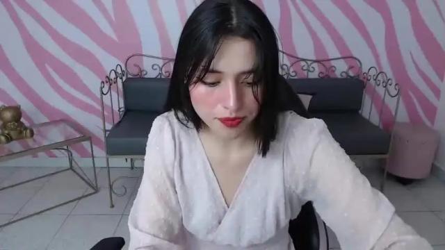 Image 10 of samantha_rodriguezz Stream on Chaturbate on 16 months ago