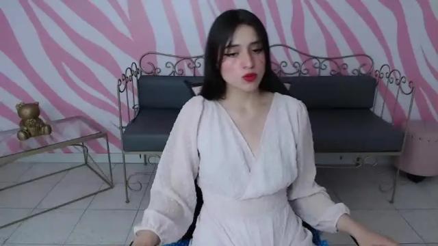 Image 4 of samantha_rodriguezz Stream on Chaturbate on 16 months ago