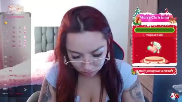 Image 2 of samantha_tattos Stream on Chaturbate on 17 months ago
