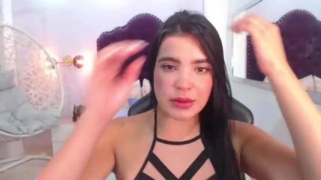 Image 8 of samantha_zcc Stream on Chaturbate on 18 months ago