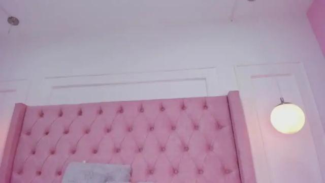 Image 4 of samanthaa_miller Stream on Chaturbate on 19 months ago