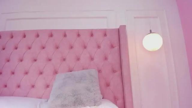 Image 4 of samanthaa_miller Stream on Chaturbate on 19 months ago