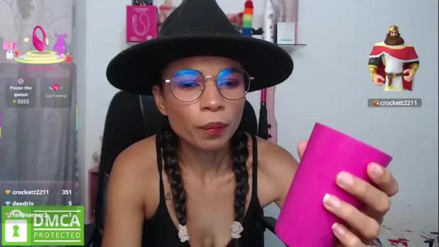 Image 2 of samanthaa_queen Stream on Chaturbate on 1 month ago