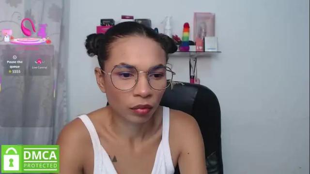 Image 2 of samanthaa_queen Stream on Chaturbate on 1 month ago