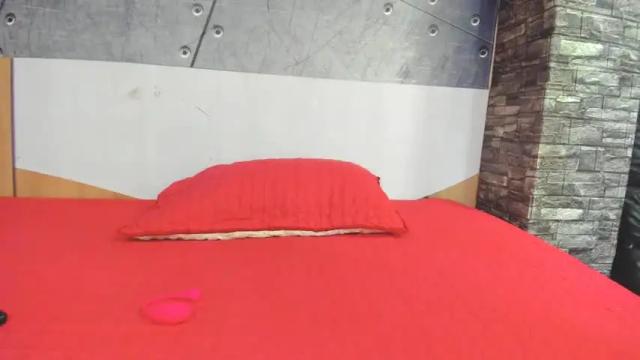 Image 8 of samanthaa_xuee Stream on Chaturbate on 13 months ago