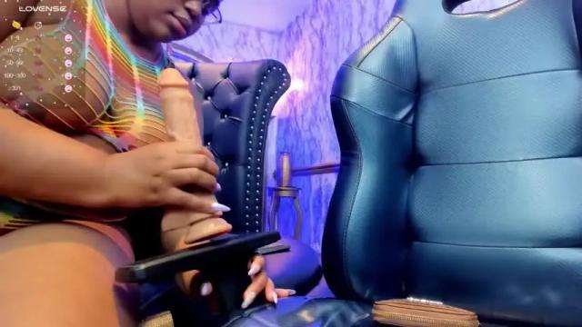 Image 6 of samanthaajackson Stream on Chaturbate on 24 months ago