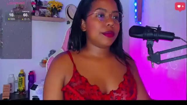 Image 12 of samanthabloom570089 Stream on Chaturbate on 9 months ago