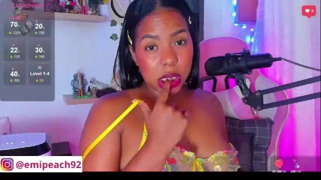 Image 3 of samanthabloom570089 Stream on Chaturbate on 1 month ago