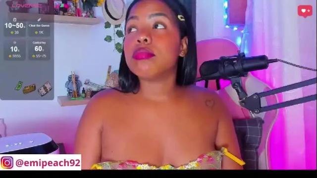 Image 4 of samanthabloom570089 Stream on Chaturbate on 1 month ago