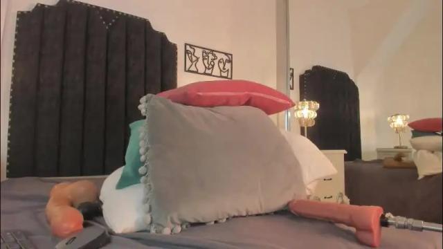 Image 11 of samanthabrown69 Stream on Chaturbate on 1 month ago