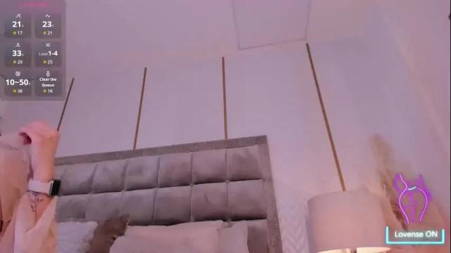 Thumbnail 2, samanthaclay's Stream at Chaturbate, 5 months ago