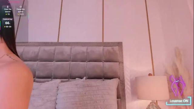 Image 4 of samanthaclay Stream on Chaturbate on 5 months ago