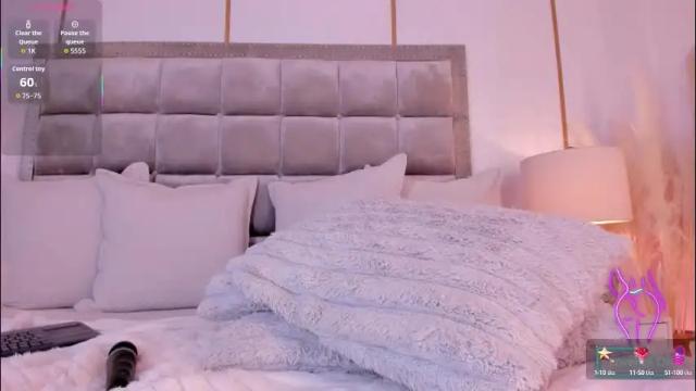 Image 10 of samanthaclay Stream on Chaturbate on 4 months ago