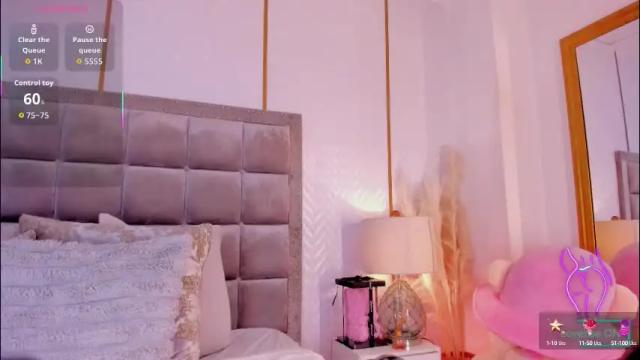 Image 2 of samanthaclay Stream on Chaturbate on 3 months ago