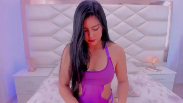Image 10 of samanthaevans4 Stream on Chaturbate on 12 months ago