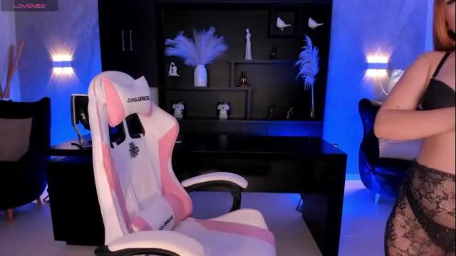 Thumbnail 1, samanthaklein_'s Stream at Chaturbate, 1 month ago