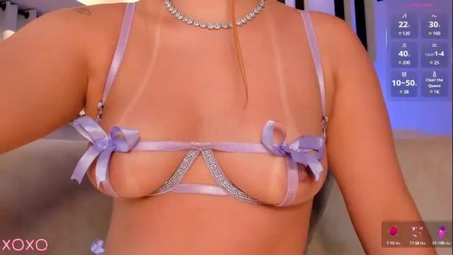 Image 7 of samanthaklein_ Stream on Chaturbate on 1 month ago
