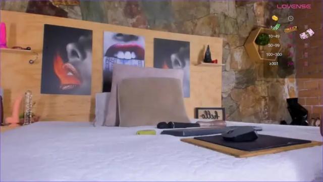 Image 7 of samanthalara_ Stream on Chaturbate on 21 months ago