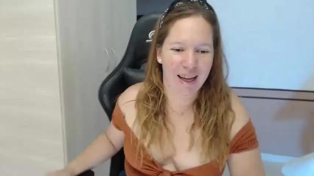 Image 4 of samanthaleon Stream on Chaturbate on 16 months ago