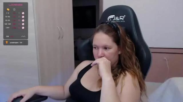Image 10 of samanthaleon Stream on Chaturbate on 16 months ago