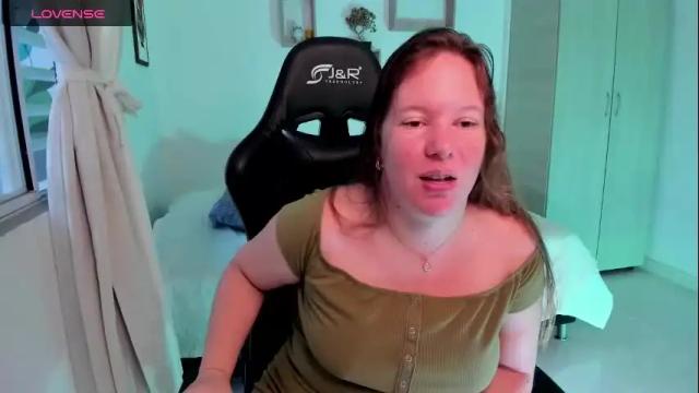 Image 3 of samanthaleon Stream on Chaturbate on 3 months ago