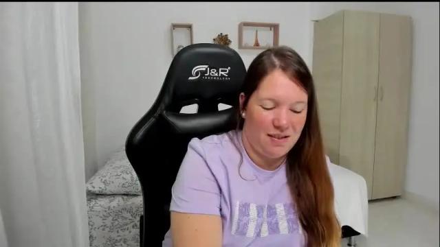 Image 2 of samanthaleon Stream on Chaturbate on 1 month ago