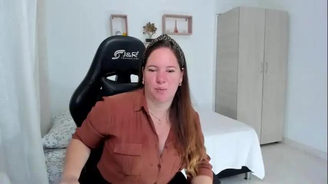 Image 11 of samanthaleon Stream on Chaturbate on 1 month ago
