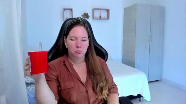 Image 4 of samanthaleon Stream on Chaturbate on 1 month ago