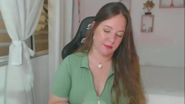 Image 7 of samanthaleon Stream on Chaturbate on 19 days ago