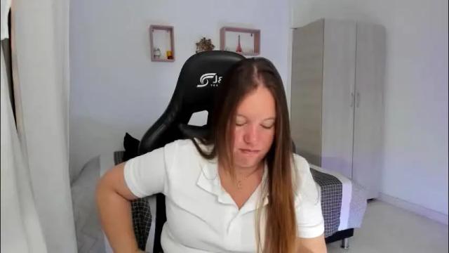 Image 7 of samanthaleon Stream on Chaturbate on 8 days ago