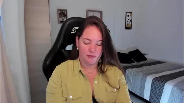 Image 6 of samanthaleon Stream on Chaturbate on 6 days ago