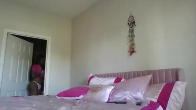 Image 10 of samanthaporsha Stream on Chaturbate on 1 month ago