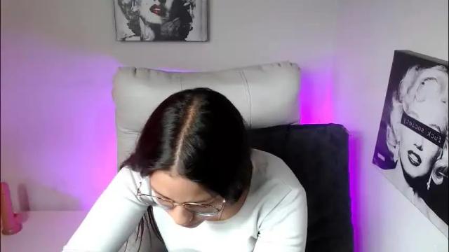 Image 3 of samantharoldan Stream on Chaturbate on 1 month ago