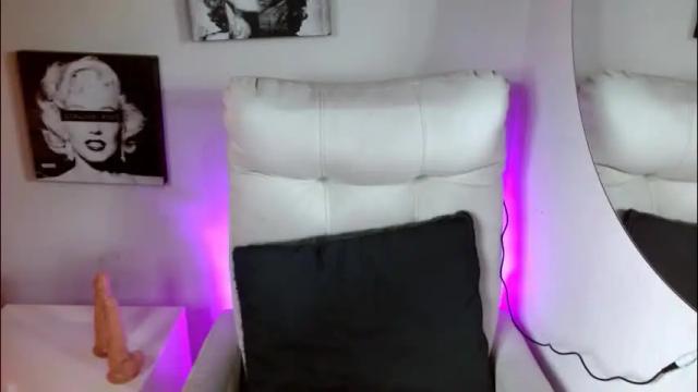 Image 6 of samantharoldan Stream on Chaturbate on 11 days ago