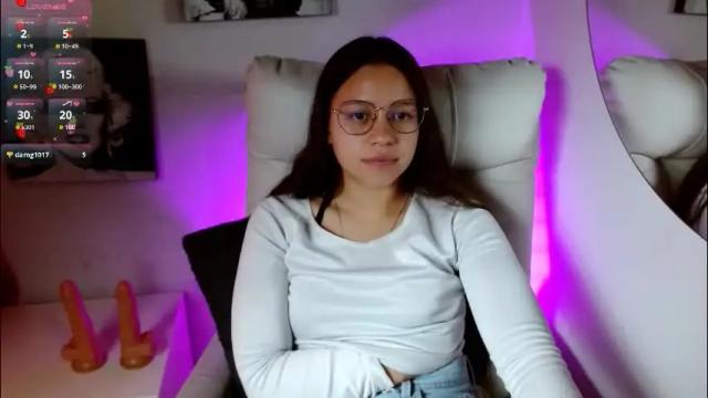Image 10 of samantharoldan Stream on Chaturbate on 2 days ago
