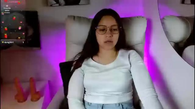 Image 2 of samantharoldan Stream on Chaturbate on 2 days ago