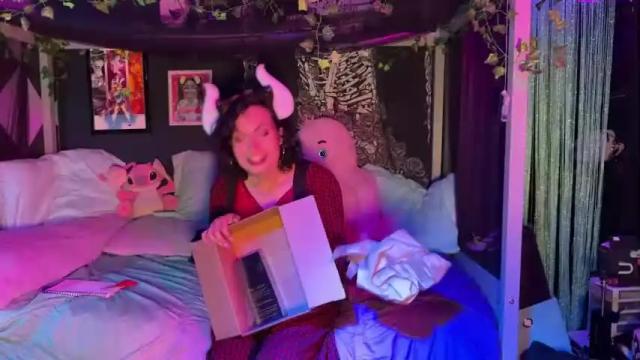 Image 8 of samanthasayten Stream on Chaturbate on 12 months ago