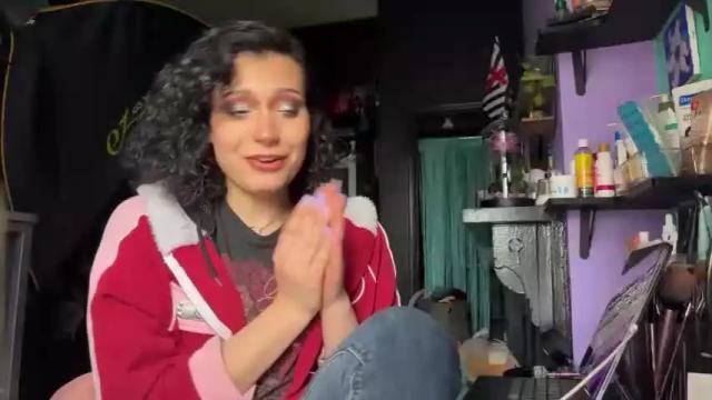 Image 3 of samanthasayten Stream on Chaturbate on 12 months ago